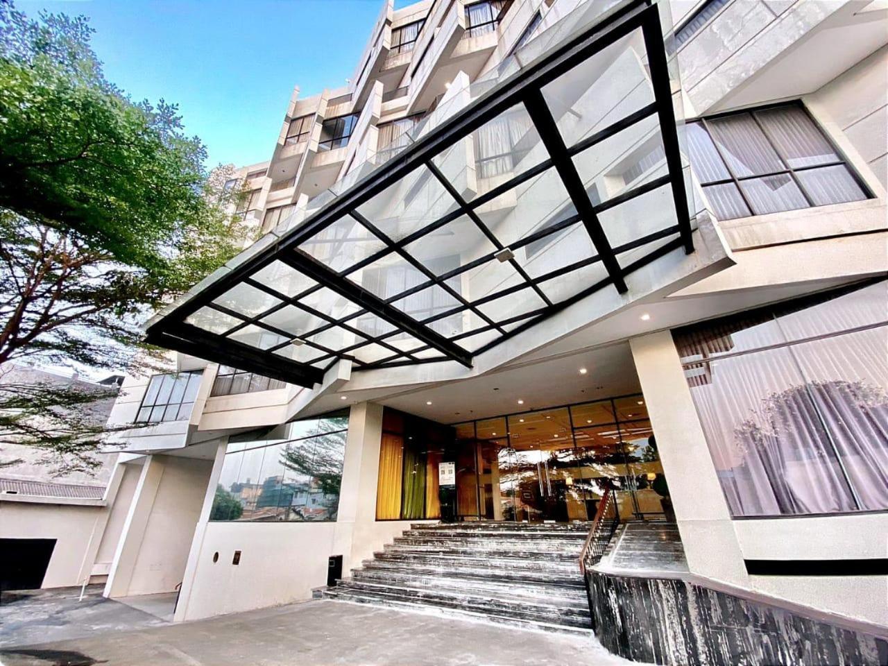 Rivoli Hotel Jakarta Exterior foto