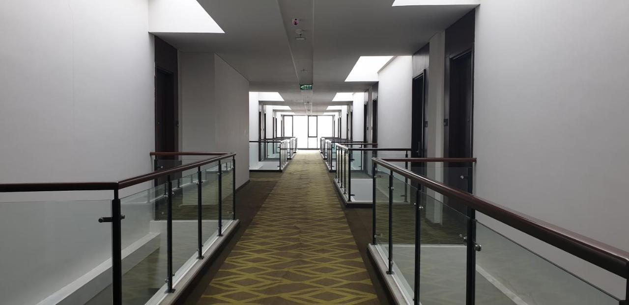 Rivoli Hotel Jakarta Exterior foto